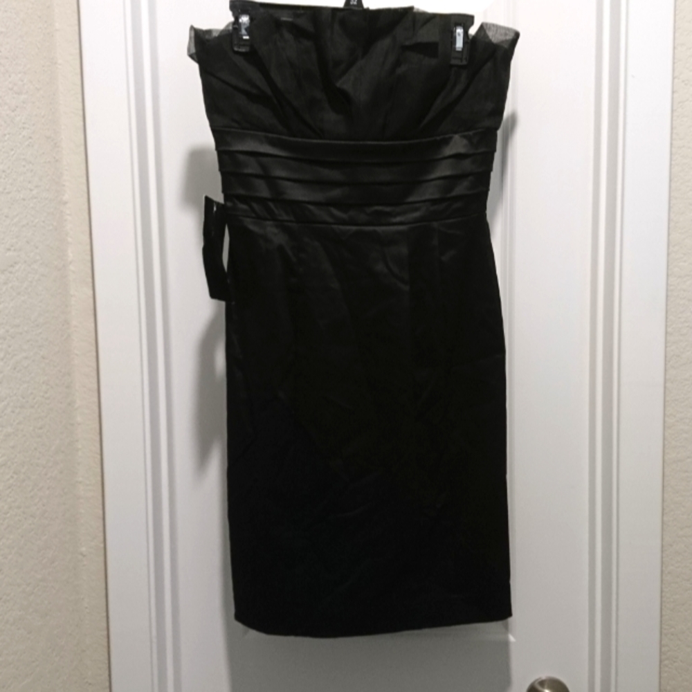 NWT Bebe LBD womens strapless size M